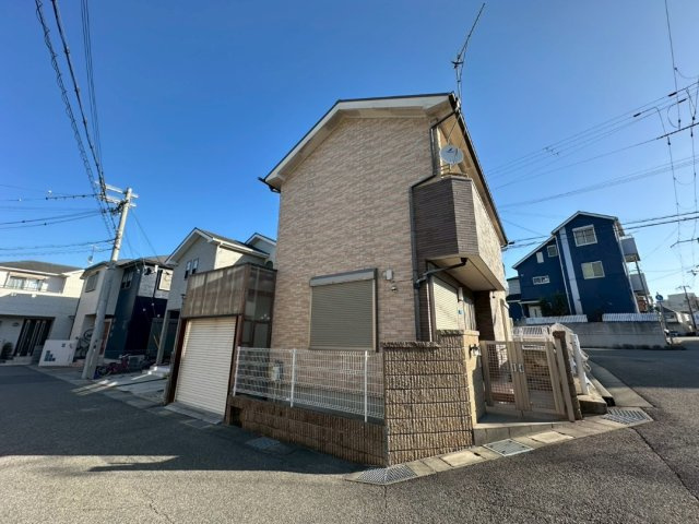 南西角地　人丸小学校 区　明石市荷山町　良質戸建の前面道路含む現地写真