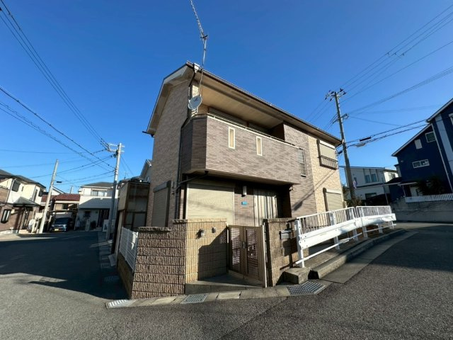 南西角地　人丸小学校 区　明石市荷山町　良質戸建の前面道路含む現地写真