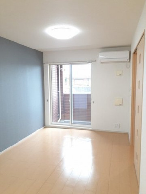 【居間・リビング】 | ラピスラズリー | ゆったり過ごせるリビングです