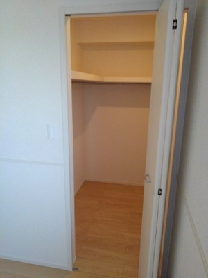 【収納】 | ドッグ・ウッド・ベル | たっぷりとした収納スペースです