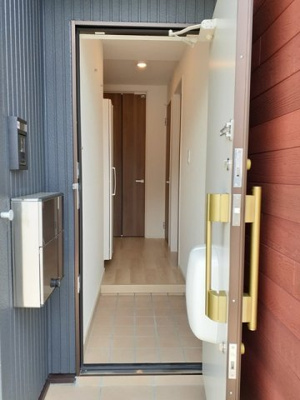 【玄関】 | ナインストーン | 毎日通る玄関はこちらです