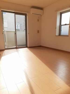 【居間・リビング】 | エヴァーグリーン | おしゃれな居間です