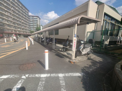 【駐輪場】 | ローレルハイツ茨木総持寺2号棟
