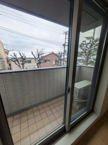 【バルコニー】