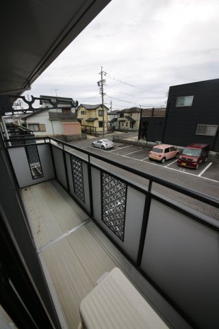 ハイライズ石川のバルコニー