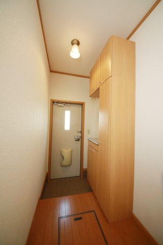 ネオブライト　カコの玄関