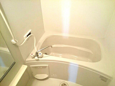 【浴室】 | エピナールＡ | コンパクトで使いやすいお風呂です