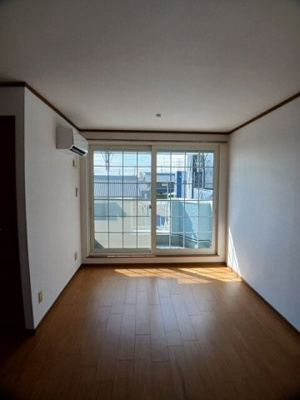 【居間・リビング】 | ピーコックＢ