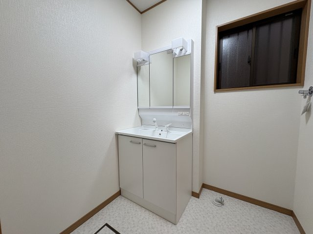 【独立洗面台】 | 本庄市東台　中古戸建