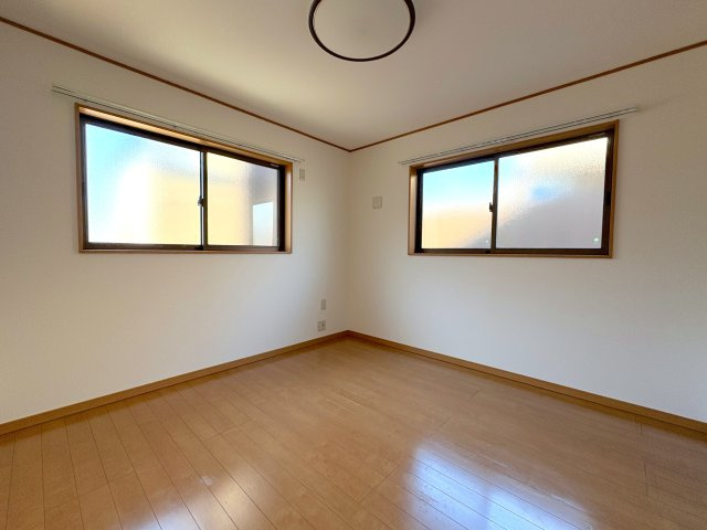 【寝室】 | 本庄市東台　中古戸建