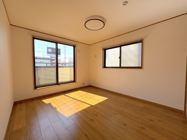 【洋室】 | 本庄市東台　中古戸建