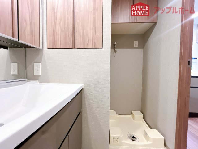 プレシスヴィアラ東大宮の独立洗面台