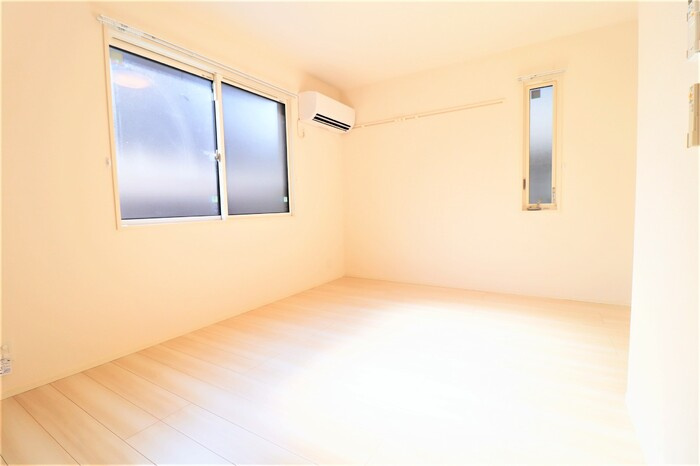 セレーノの洋室