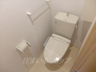 広島市安佐北区深川５丁目のアパートのトイレ|シャワートイレ