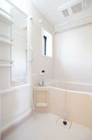 グレイスコートＡの浴室