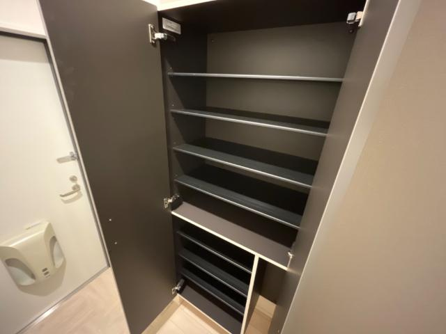 （仮称）市原市姉崎新築アパートの収納|下駄箱（イメージ）