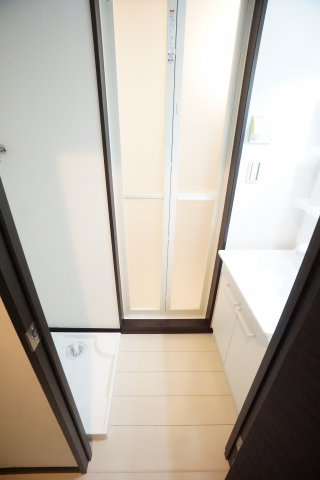 Ｇｌａｒｅの洗面所|忙しい朝には欠かせない洗面所です