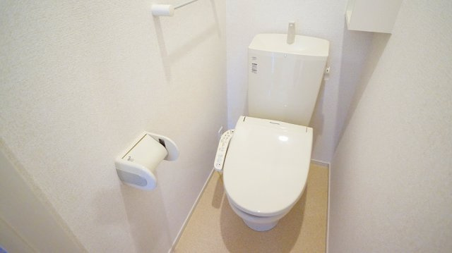 クラージュのトイレ|コンパクトで使いやすいトイレです