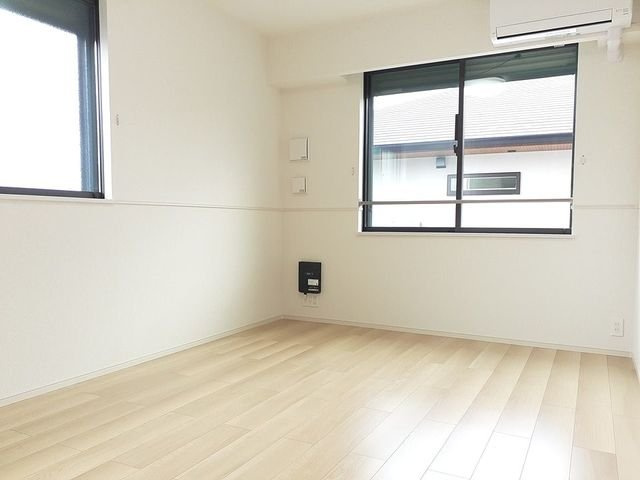 カエラ・シェリの居間・リビング|居間です