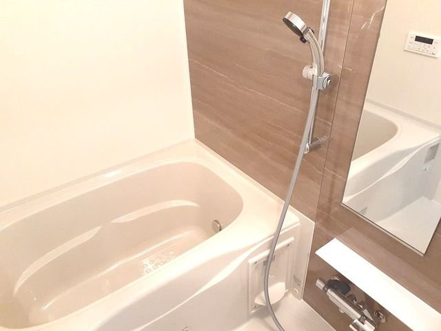 カエラ・シェリの浴室|日々の疲れを癒すお風呂付です