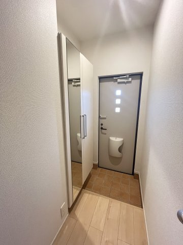 エスポワール・ジェルメ　Ⅳの玄関