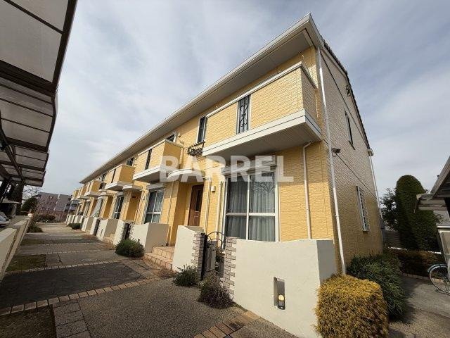 サンシャインパルクA棟の外観