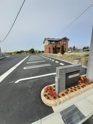 【駐車場】 | グランフォルシュ