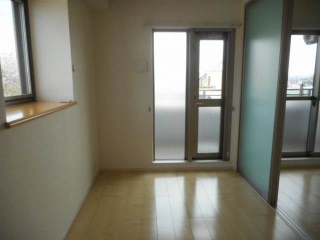 アベニール国立の内装