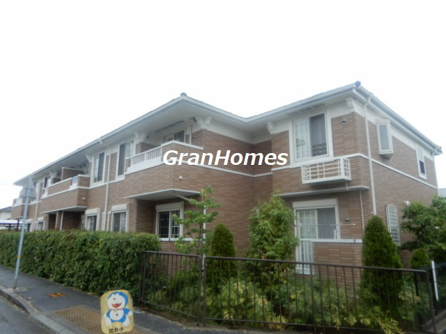 フェイリス・カーサの外観