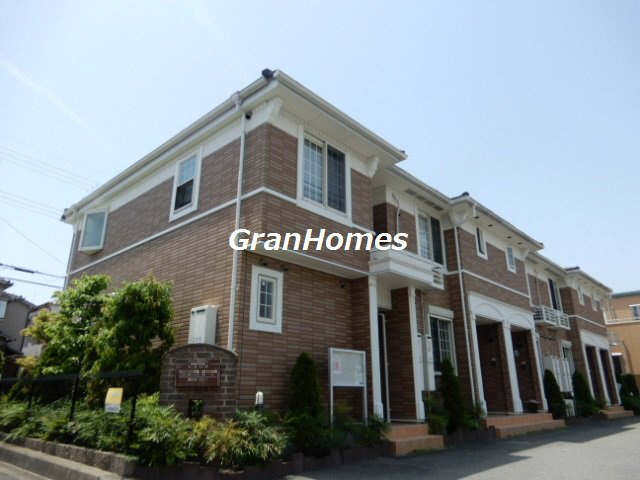 フェイリス・カーサの外観