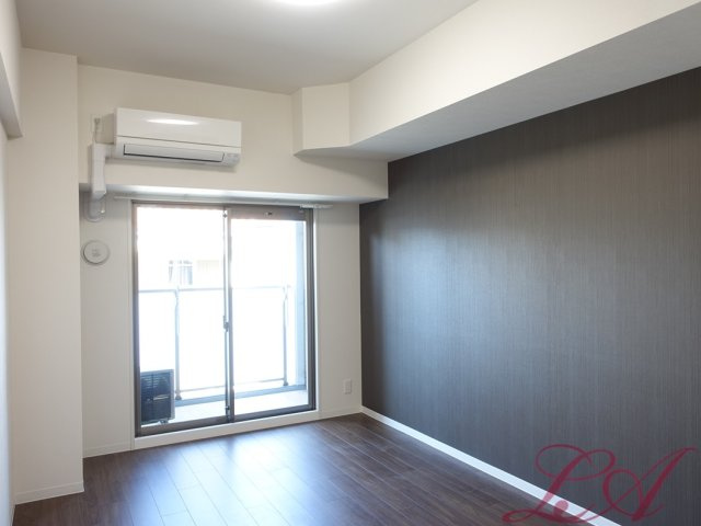 ディアレイシャス浅間町の居間・リビング|同間取り画像使用
実際のお部屋と色などが異なる場合がございます。