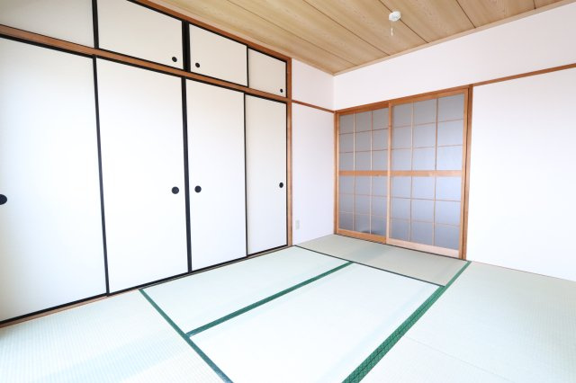 入場ハイツの和室|来客時にも便利な和室付き
