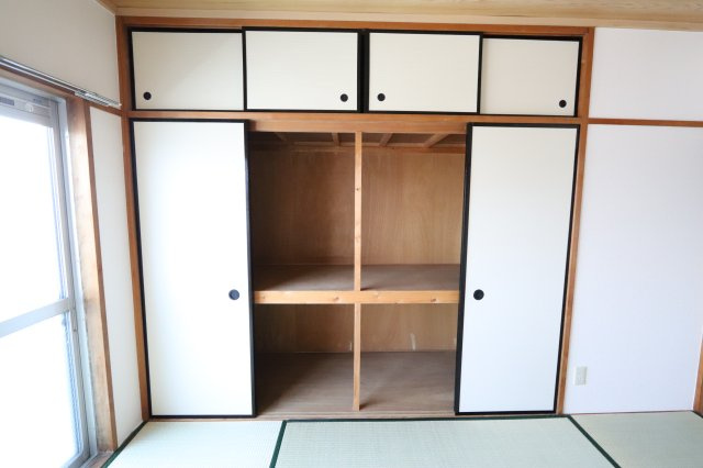 入場ハイツの収納|ちょっとした収納スペースも充実しています