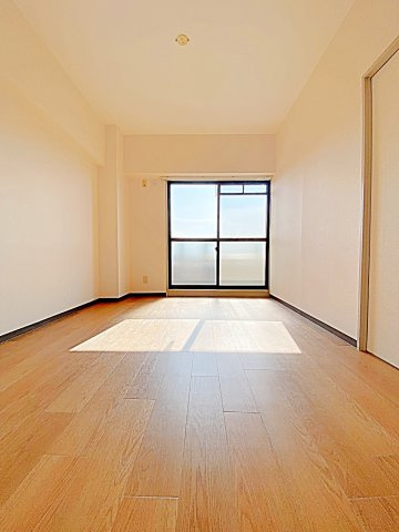 グランシャリオの洋室|コンパクトで使いやすい洋室です