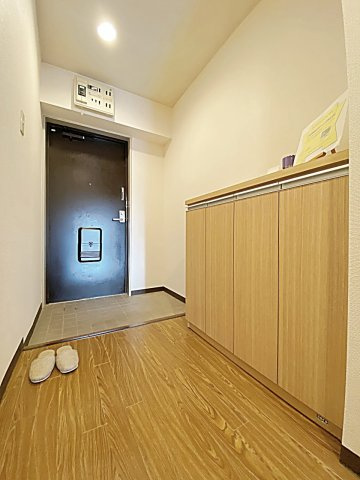 グランシャリオの玄関|明るい玄関です