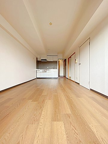 グランシャリオの居間・リビング|こちらのリビングで趣味の時間をお楽しみください