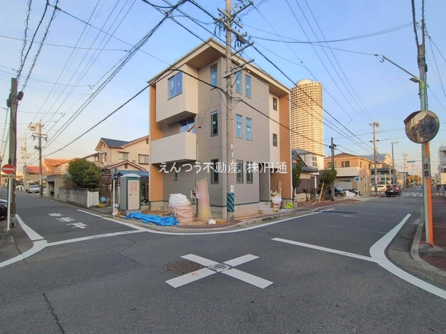 メルディア成願寺110の前面道路含む現地写真