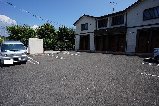 【駐車場】 | ランドコア木屋瀬 | 駐車場に車を止められます