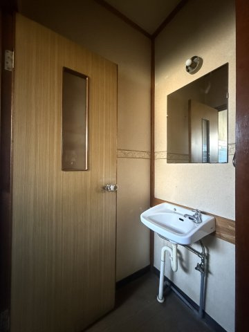 広田町１－７２住居付店舗のその他