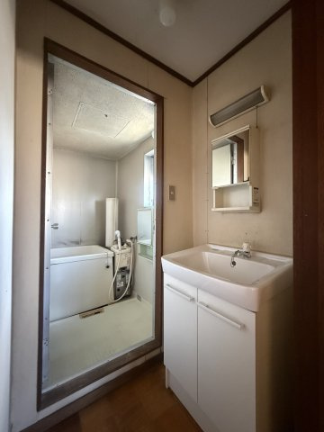 広田町１－７２住居付店舗の洗面所