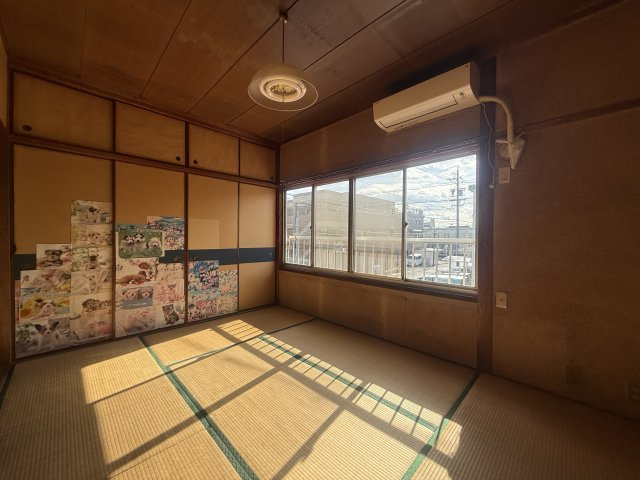 広田町１－７２住居付店舗の和室