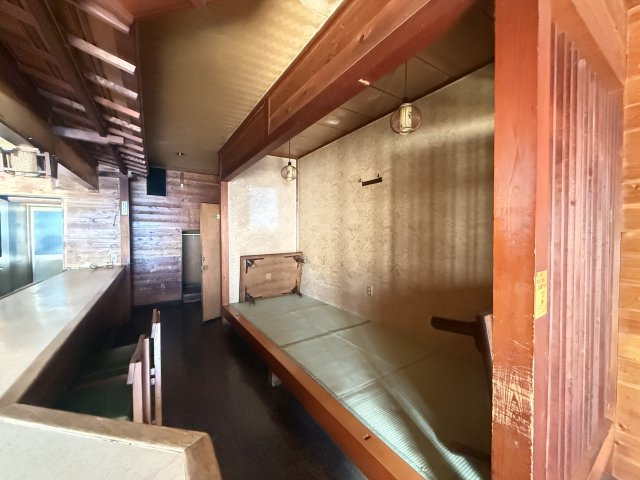 広田町１－７２住居付店舗の内装
