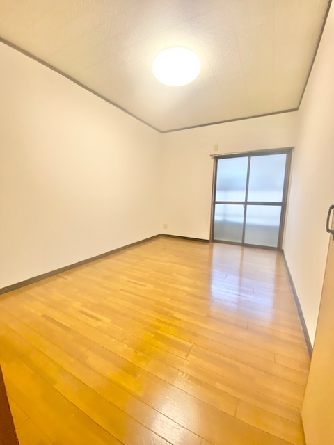 東淀川区豊新4丁目　テラスハウスの洋室|2階　洋室6帖