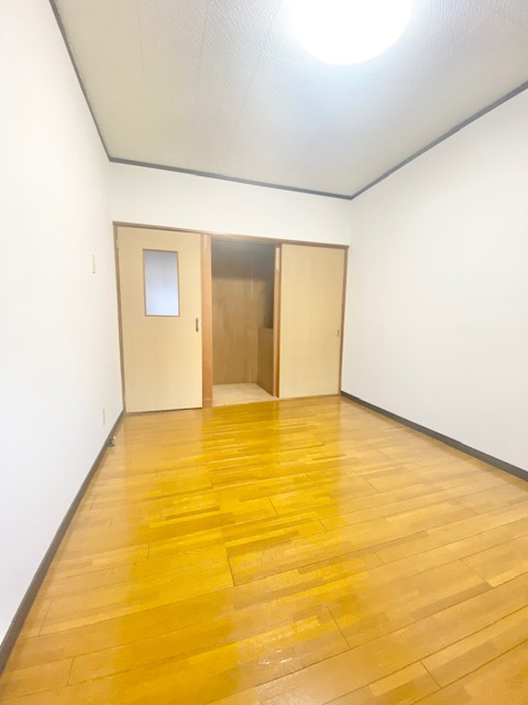 東淀川区豊新4丁目　テラスハウスの洋室|2階　洋室6帖