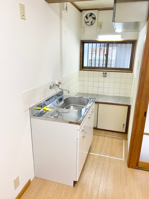 東淀川区豊新4丁目　テラスハウスのキッチン|お料理しやすいキッチンです