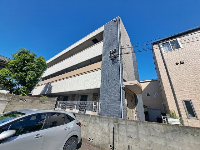 シャーメゾン津門の外観