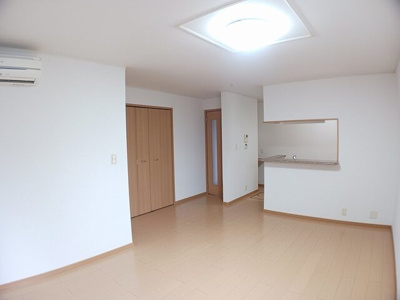 【居間・リビング】 | サニーガーデン