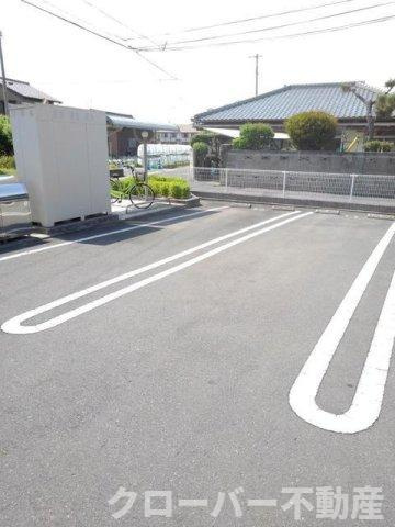 グリーンヒルズ　Ａの駐車場