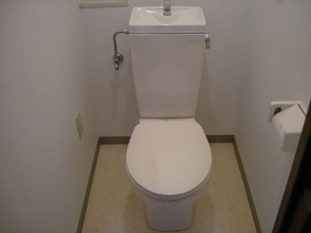 ロイヤルヴェール山下のトイレ|シンプルで使いやすいトイレです