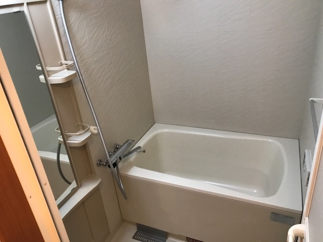 アダージュ ガーデンの浴室